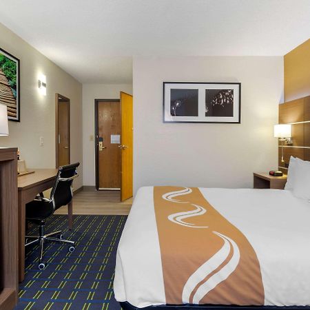 Quality Inn Lee Eksteriør bilde