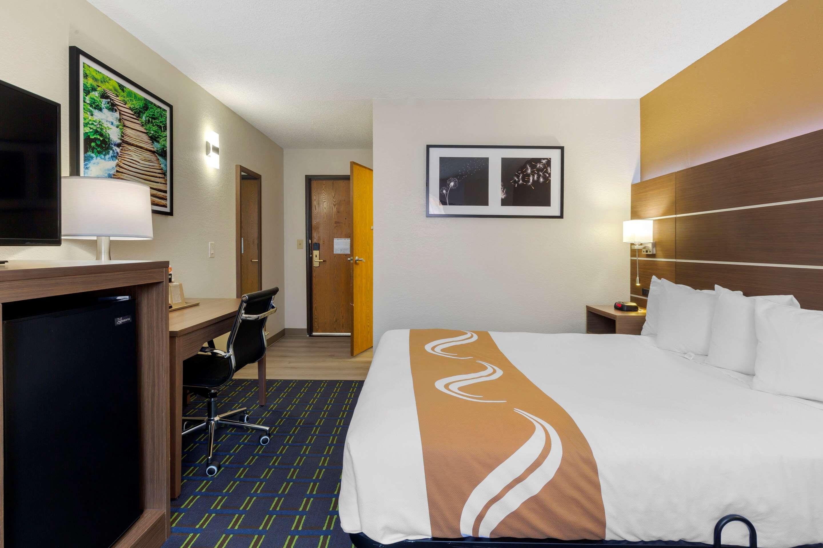 Quality Inn Lee Eksteriør bilde