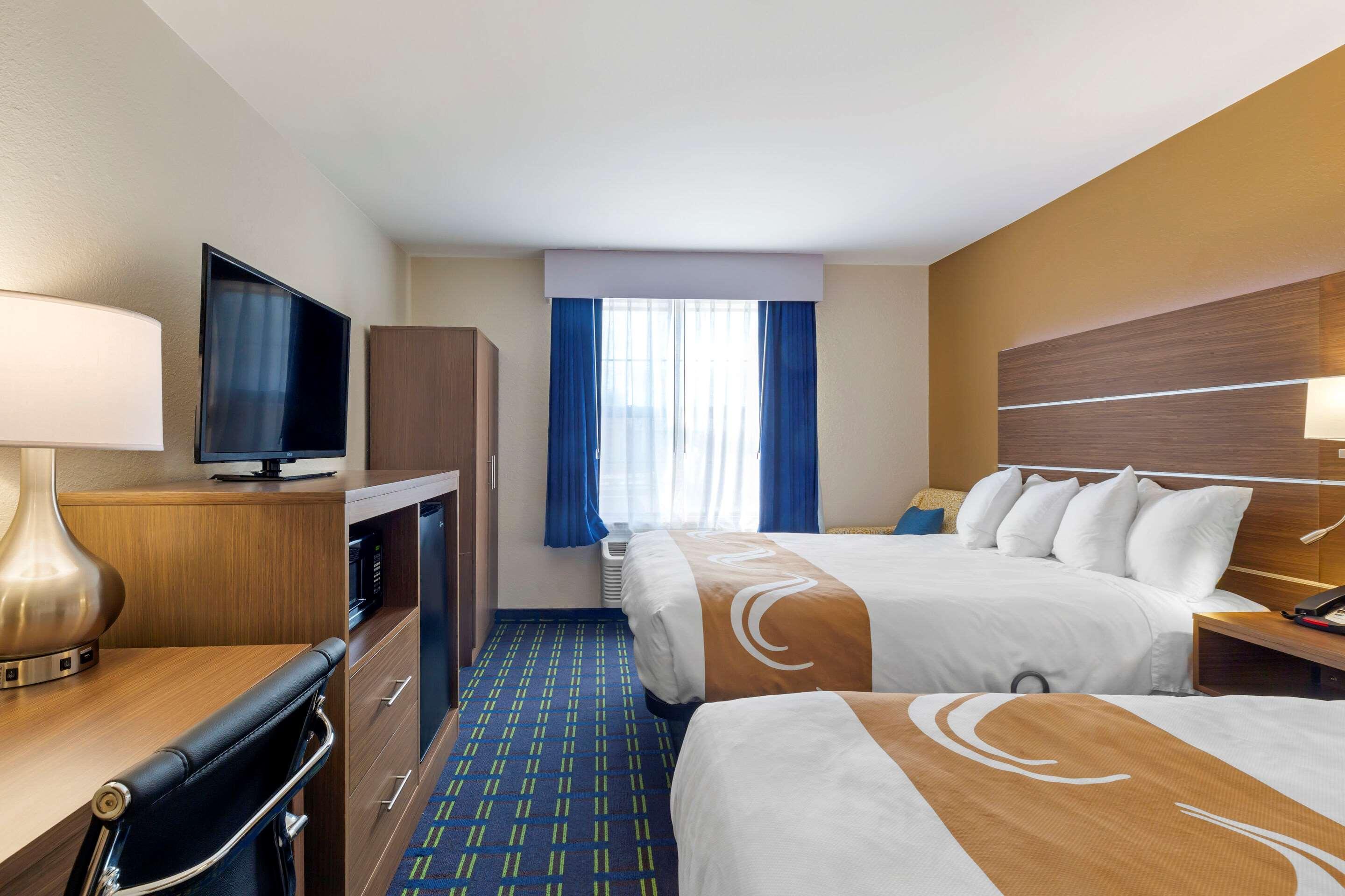 Quality Inn Lee Eksteriør bilde