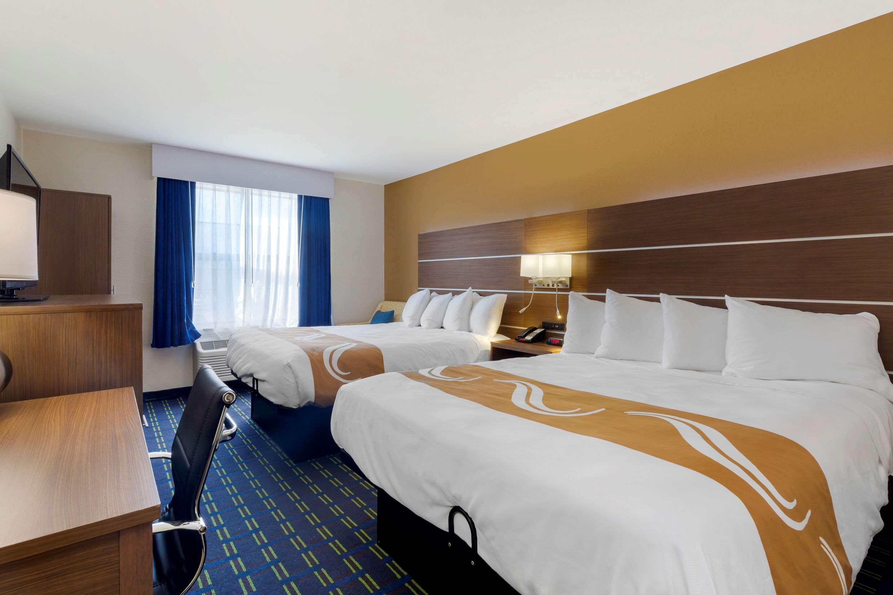 Quality Inn Lee Eksteriør bilde