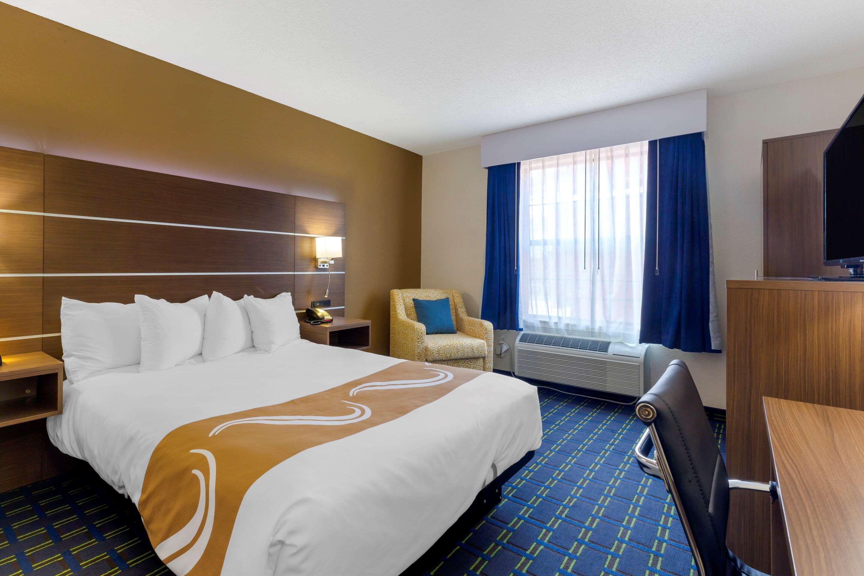 Quality Inn Lee Eksteriør bilde